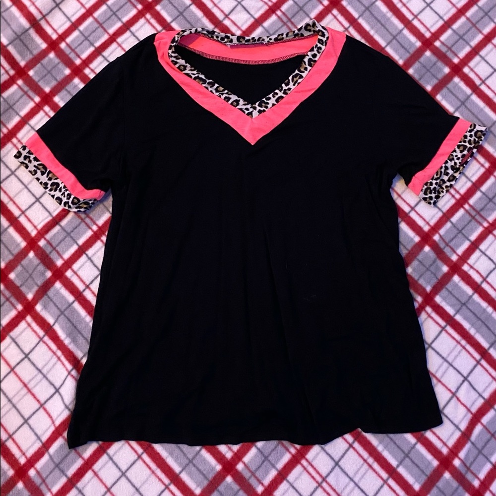 Giddy Up Glamour Neon Pink Cheetah Print Bluouse